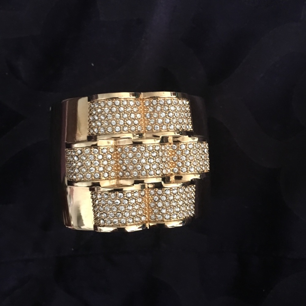 Gold Cuff Bracelet - Picture 4 of 7